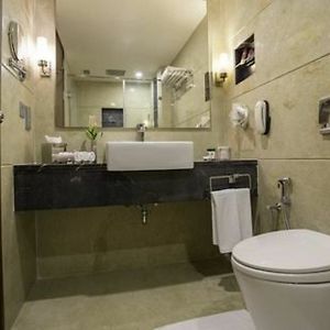 Executive Deluxe